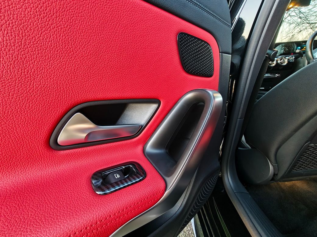 2020 Mercedes-Benz A 180