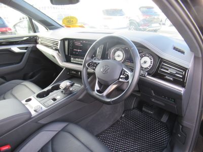2023 Volkswagen Touareg