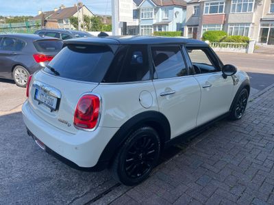 2017 Mini Hatch
