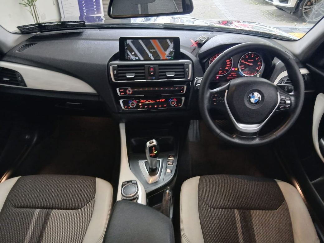 2016 BMW 118