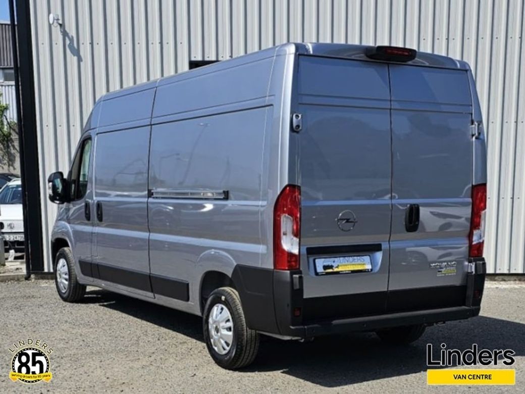 2026 Opel Movano