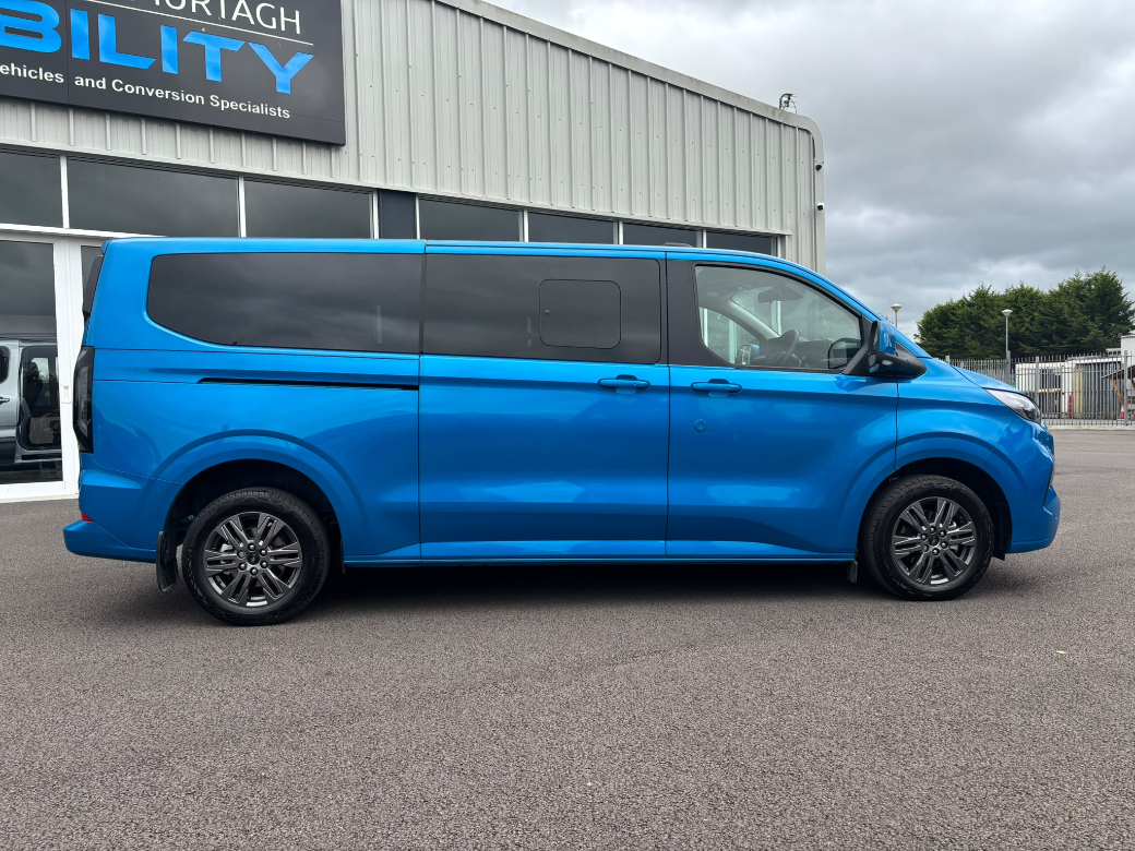 2027 Ford Tourneo Custom