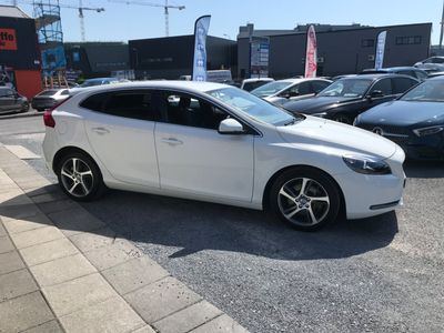 2016 Volvo V40