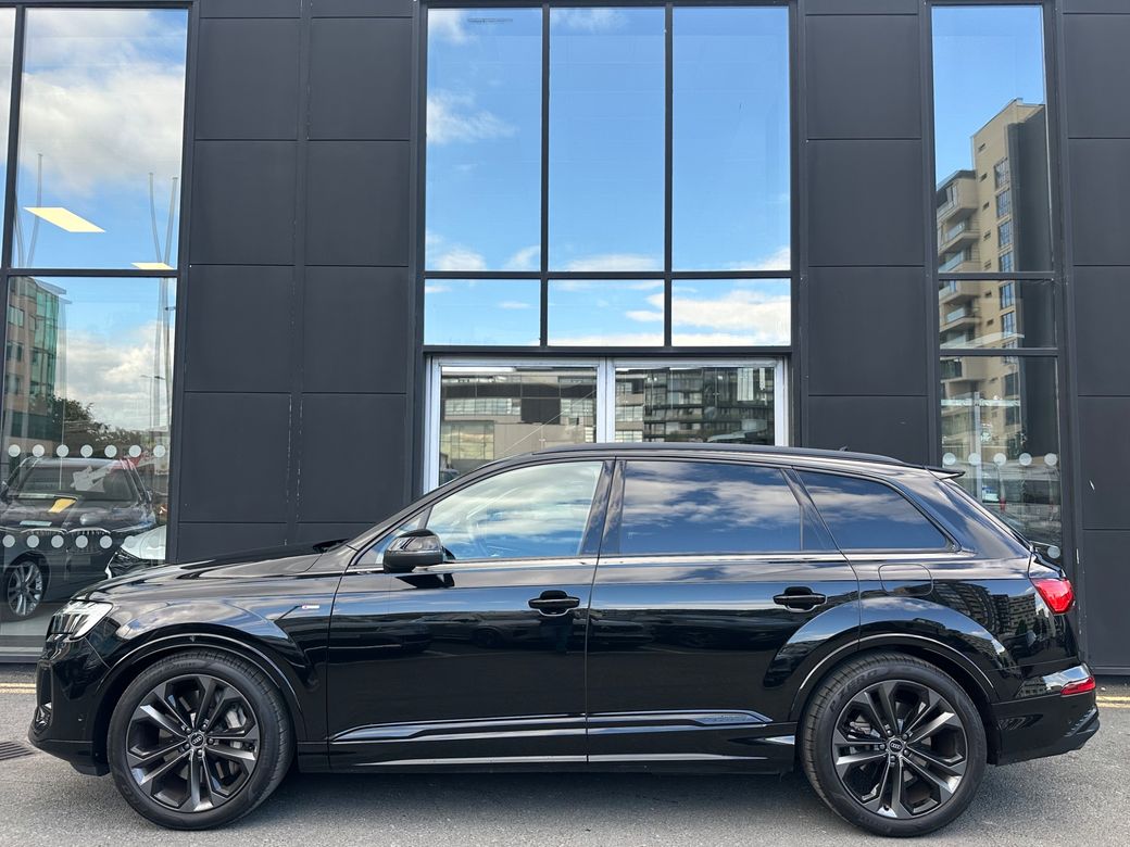 2025 Audi Q7