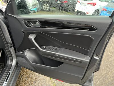 2022 Volkswagen T-Roc