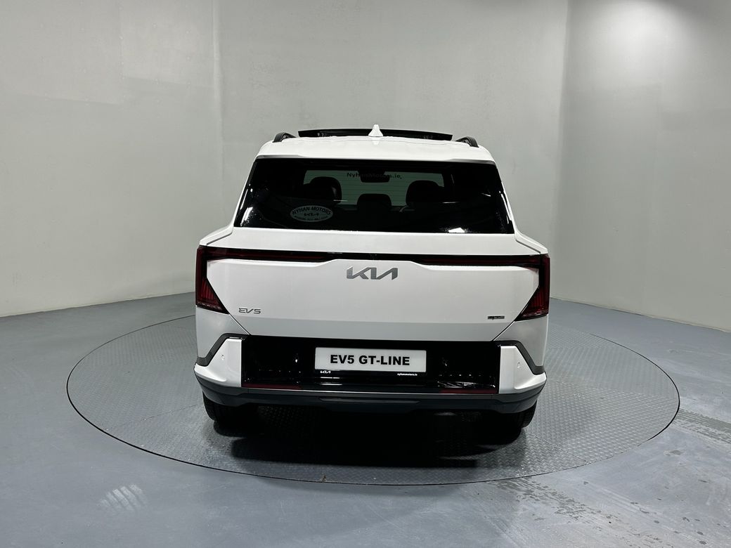 2026 Kia EV5