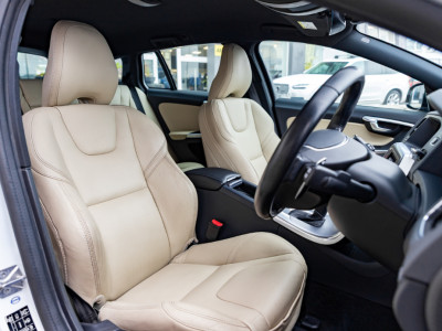 2017 Volvo V60