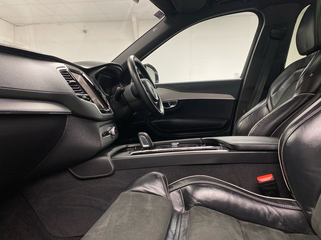 2022 Volvo XC90