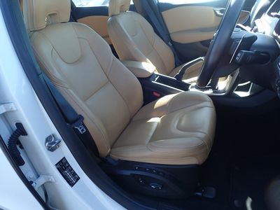 2018 Volvo V40 Cross Country