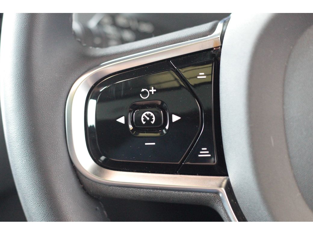 2023 Volvo XC90