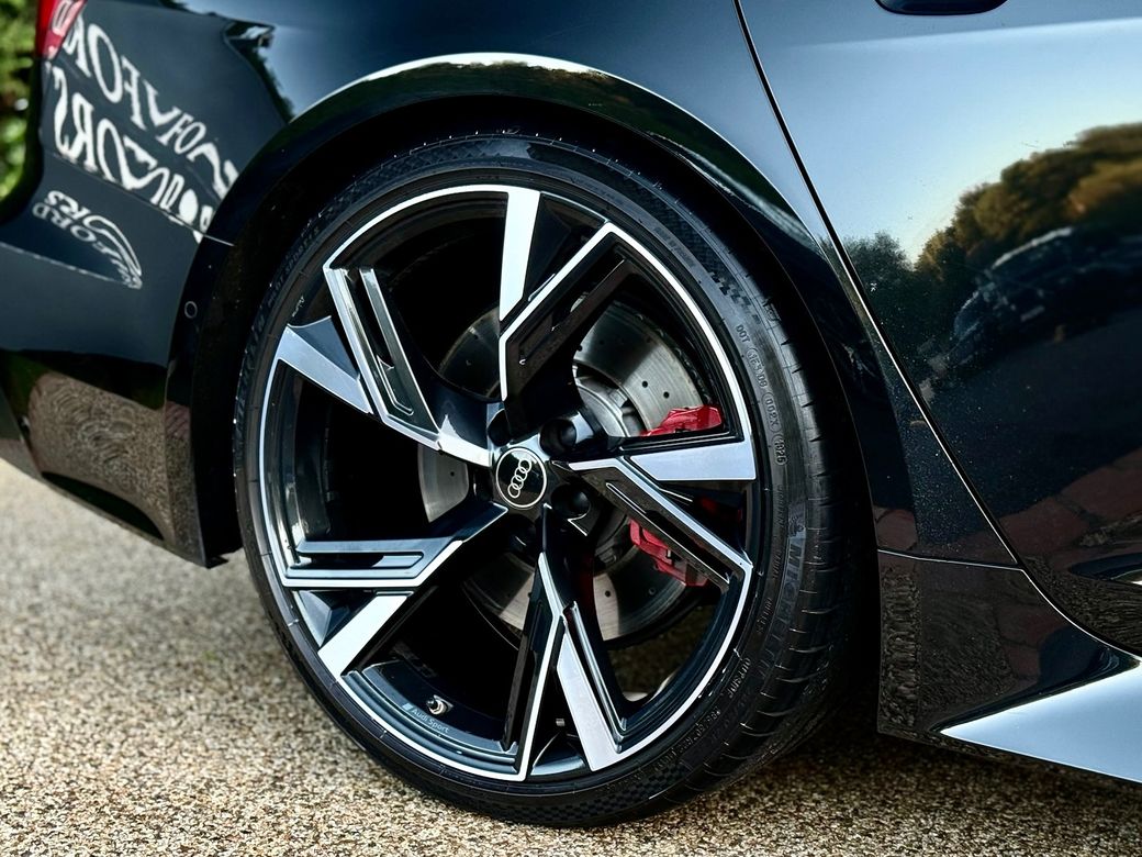 2021 Audi RS6