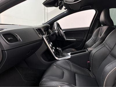 2016 Volvo V60