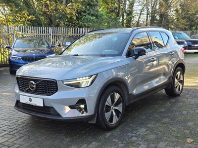 2023 Volvo XC40