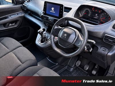 2023 Peugeot Partner