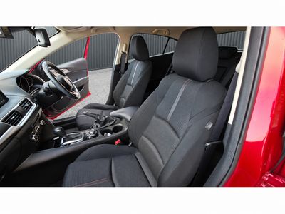 2018 Mazda Axela