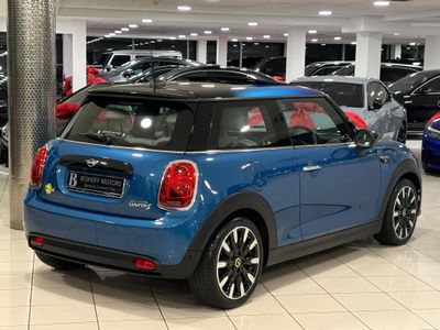 2023 Mini Hatch