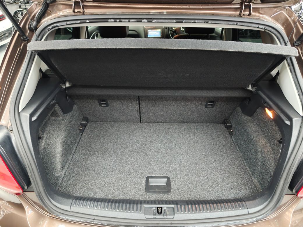 2015 Volkswagen Polo