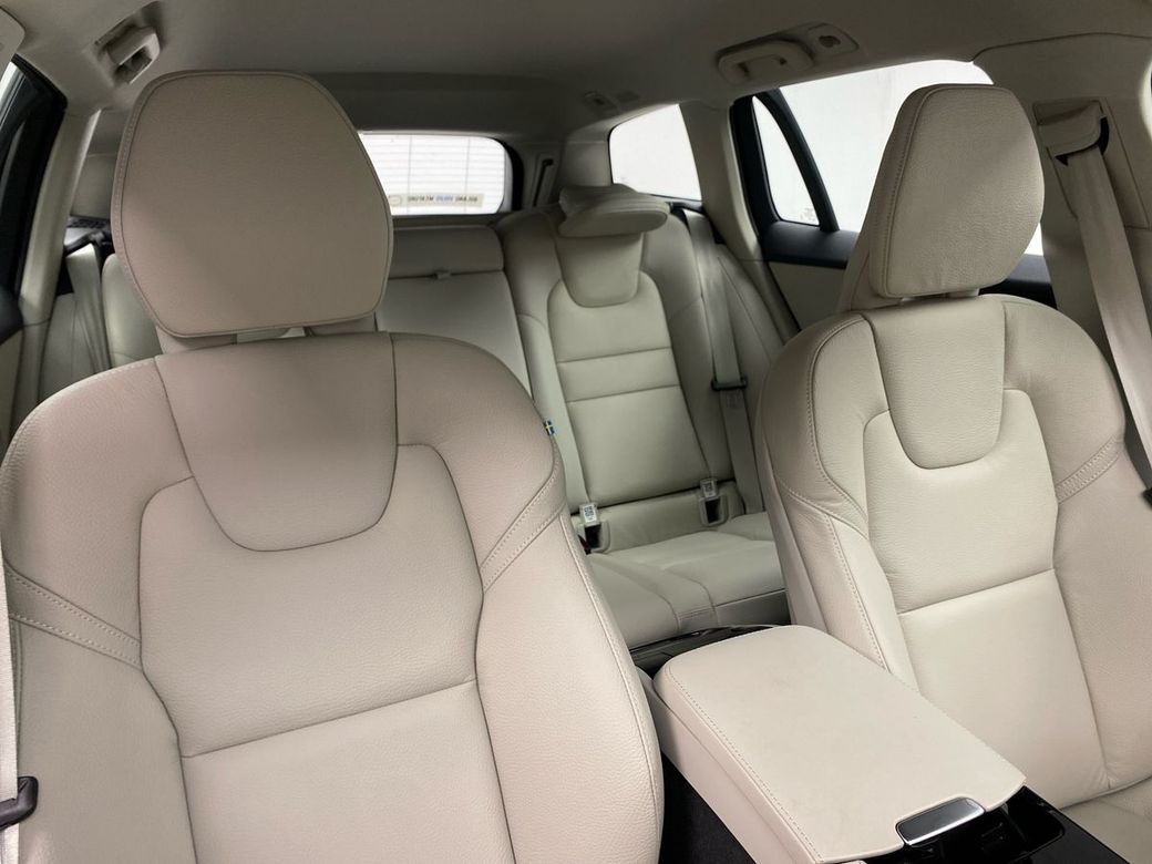 2026 Volvo V60