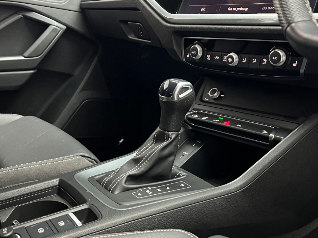 2022 Audi Q3