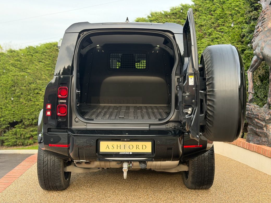 2025 Land Rover Defender