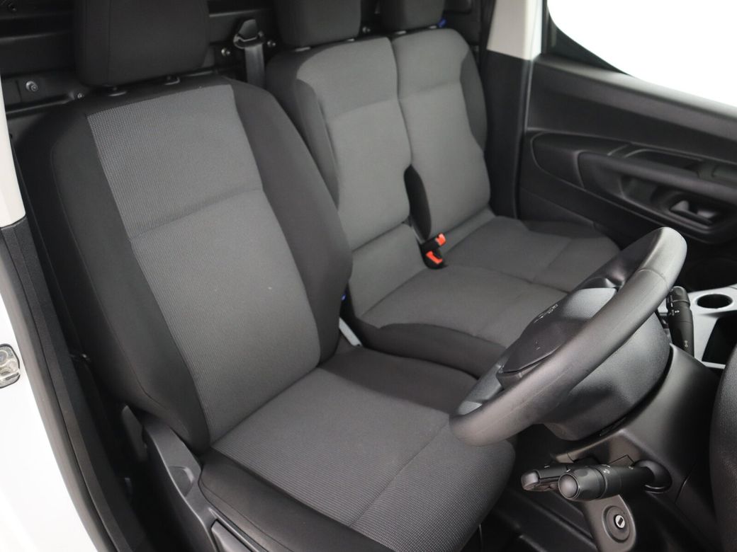 2021 Peugeot Partner