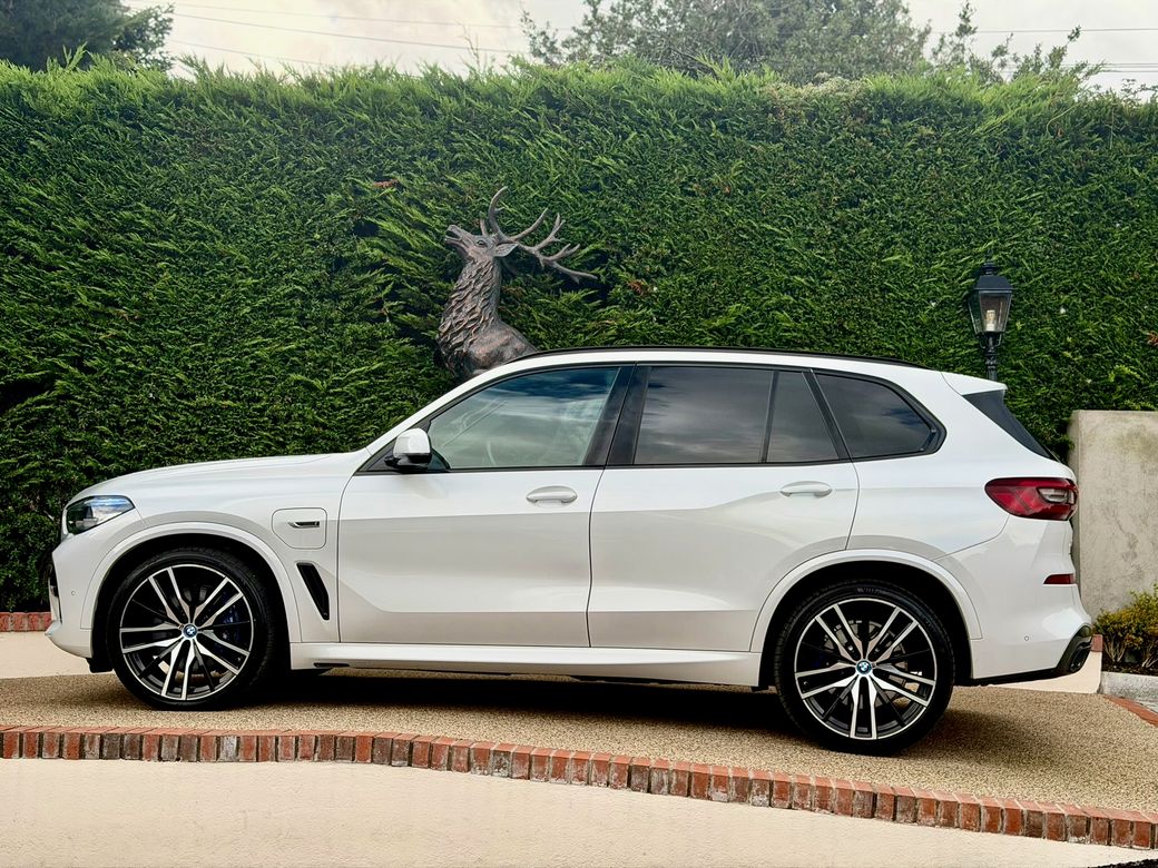 2022 BMW X5