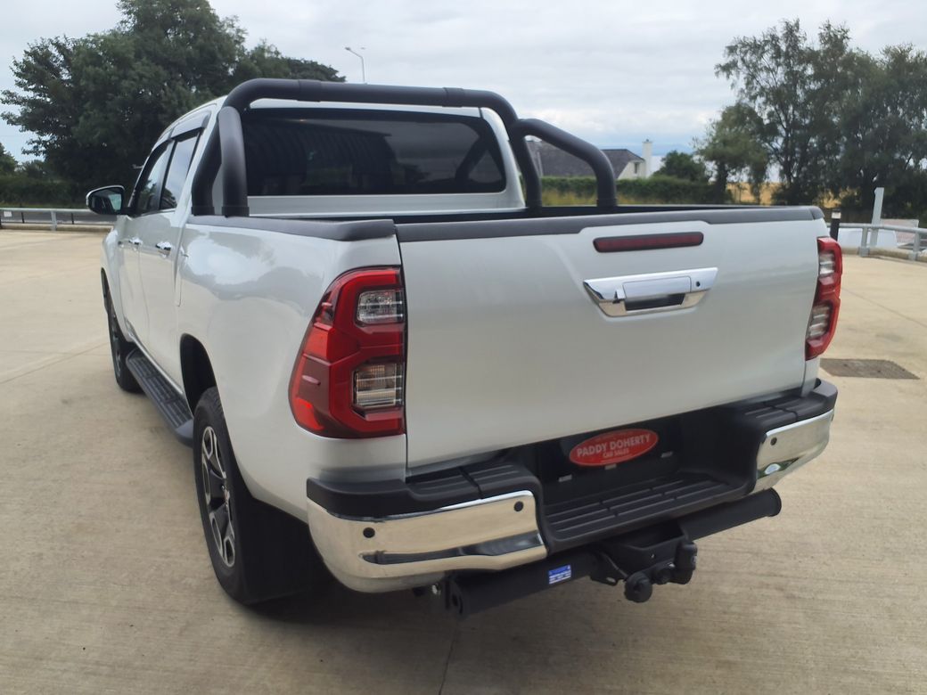 2024 Toyota Hilux