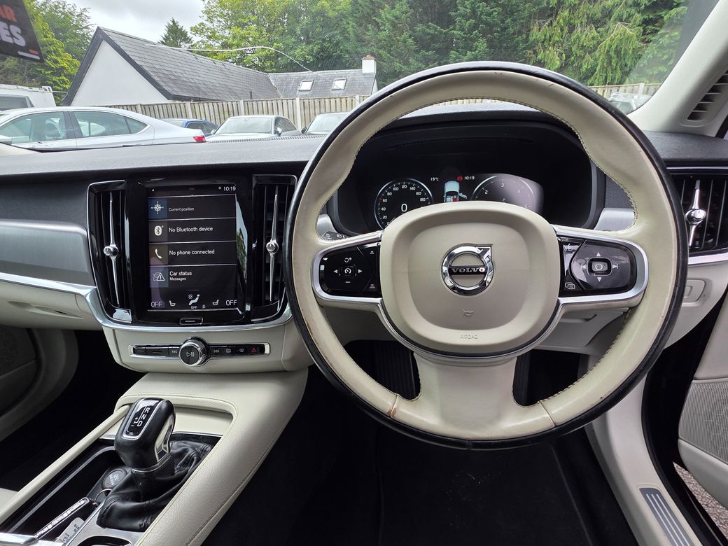 2020 Volvo V90