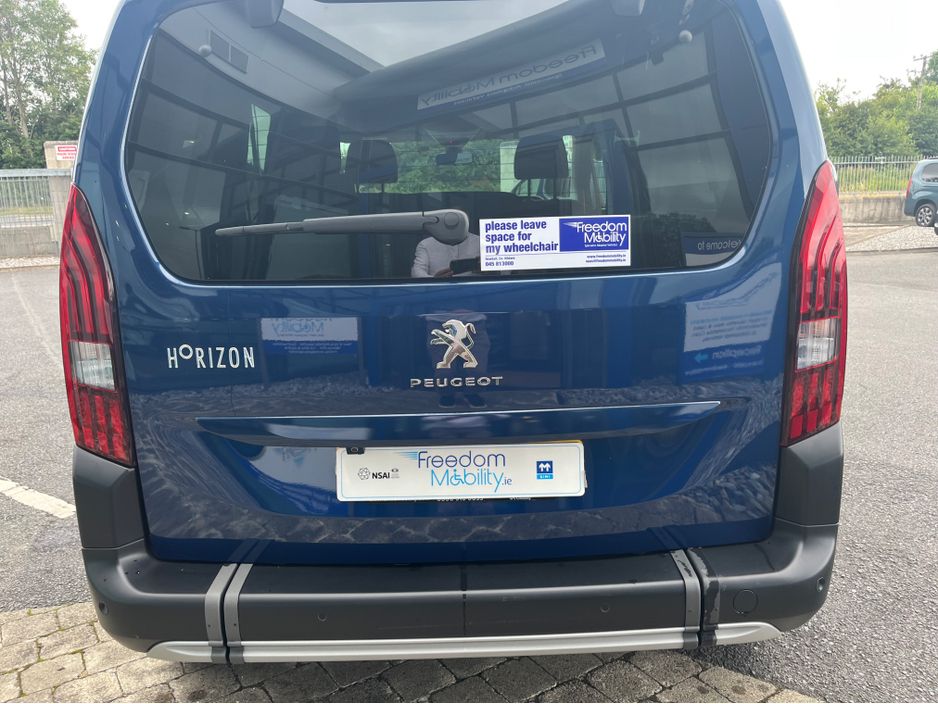 2024 Peugeot Rifter