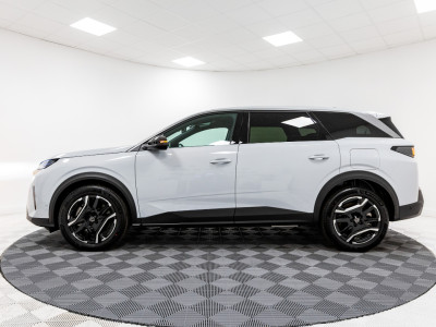 2027 Peugeot 5008