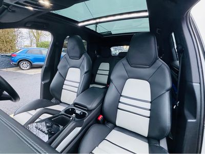 2024 Porsche Cayenne