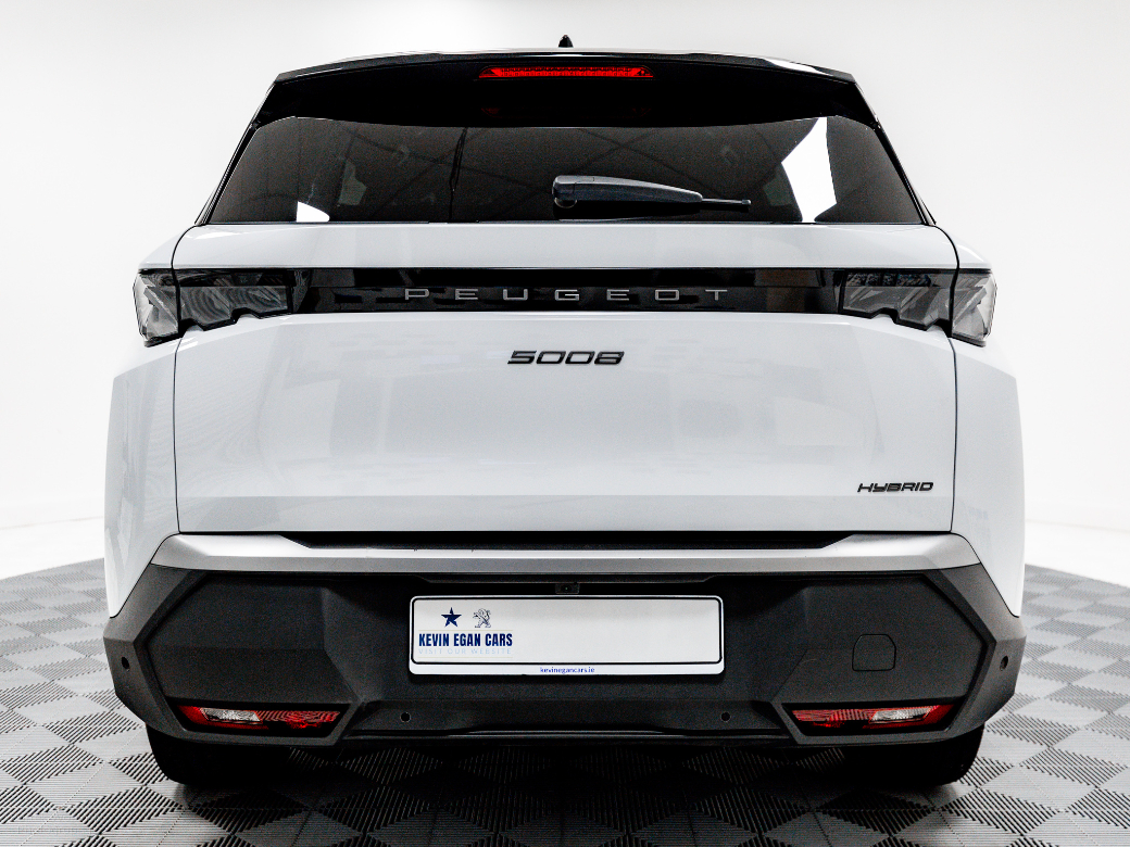 2025 Peugeot 5008