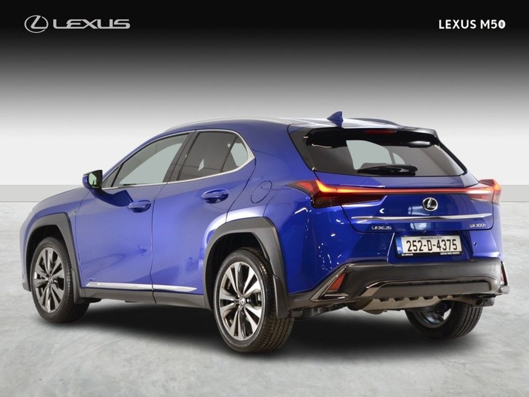 2025 Lexus UX 250H