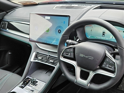 2025 BYD Seal U