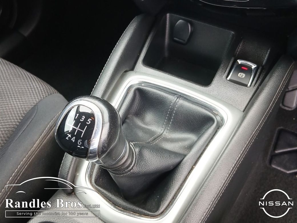 2015 Nissan Qashqai