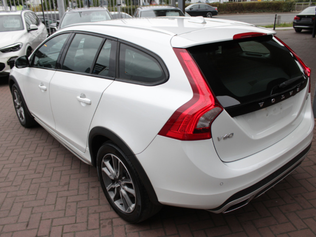 2016 Volvo V60