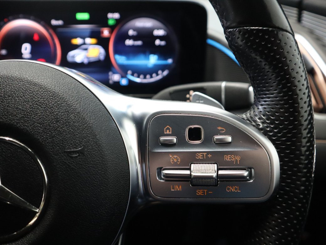 2022 Mercedes-Benz EQC