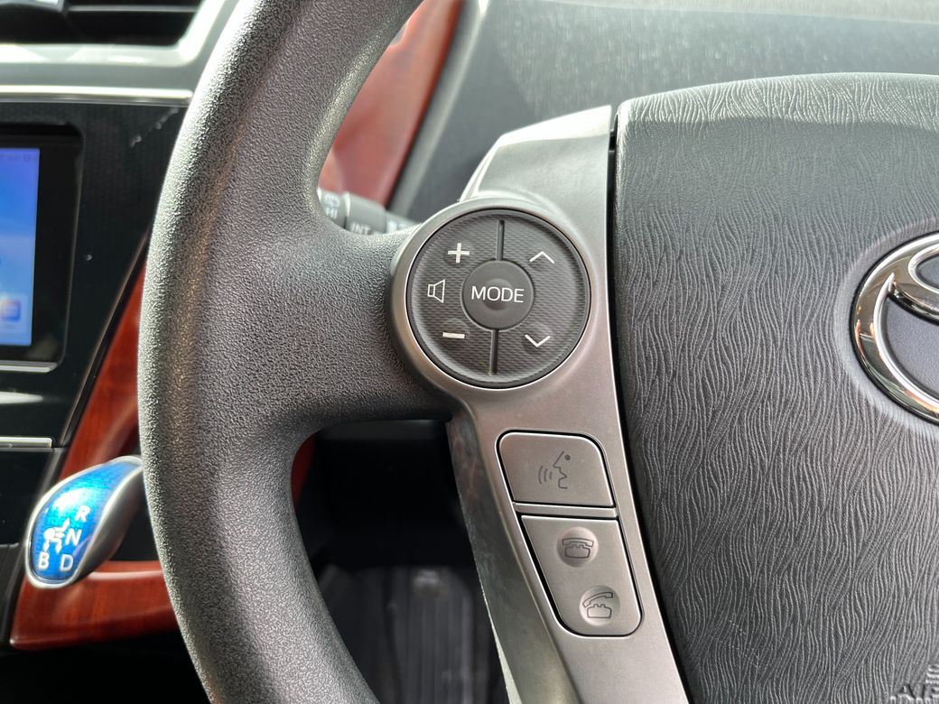 2016 Toyota Prius Alpha