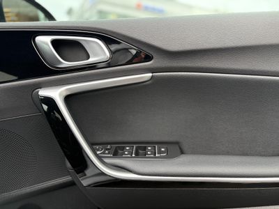2023 Kia Ceed