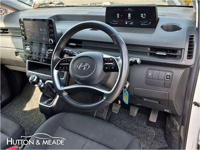 2024 Hyundai Staria