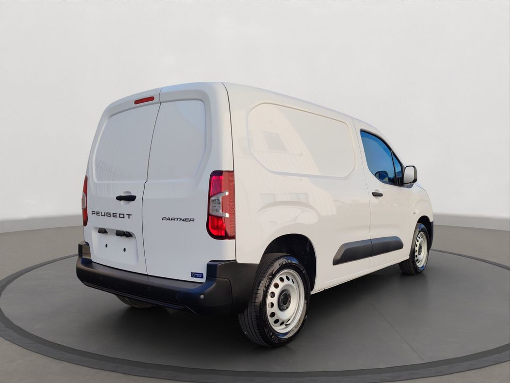 2024 Peugeot Partner