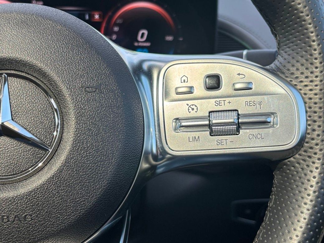 2023 Mercedes-Benz EQC