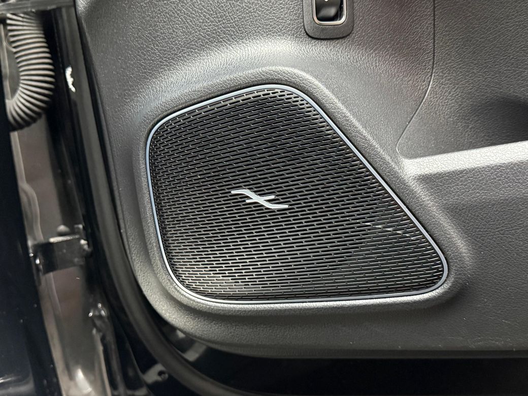2023 Mercedes-Benz EQB