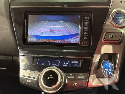 2018 Toyota Prius Alpha