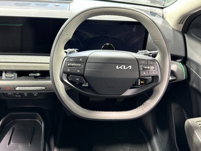 2025 Kia EV4