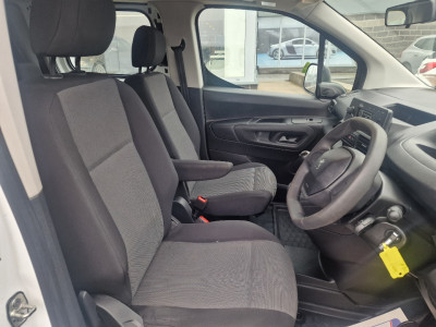 2020 Peugeot Partner