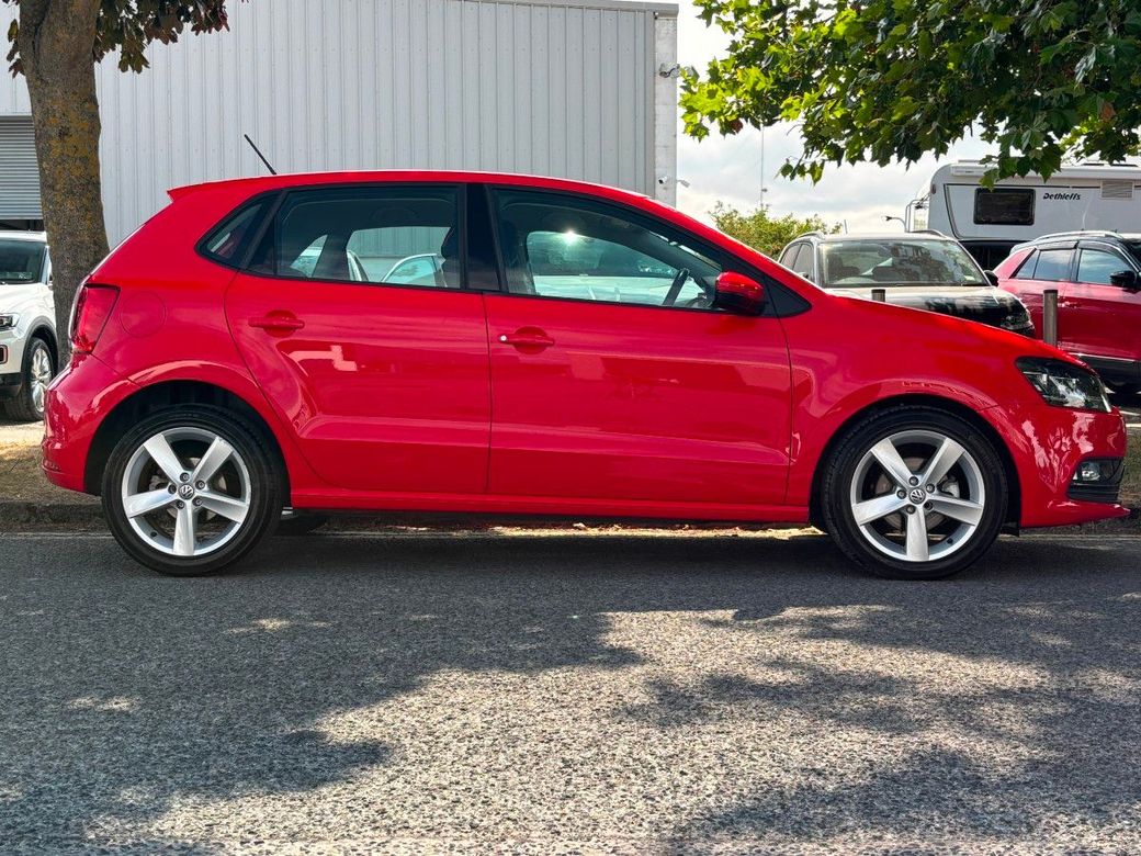 2017 Volkswagen Polo