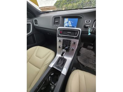 2017 Volvo V60