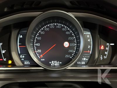 2019 Volvo V40