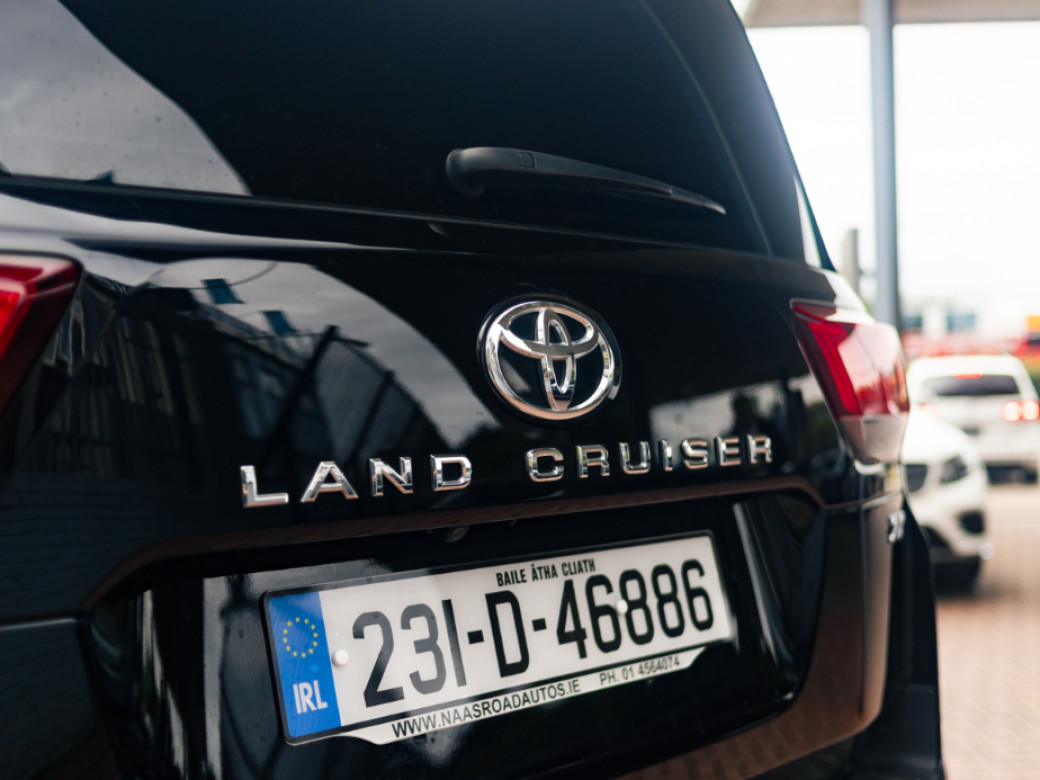 2023 Toyota Land Cruiser Amazon